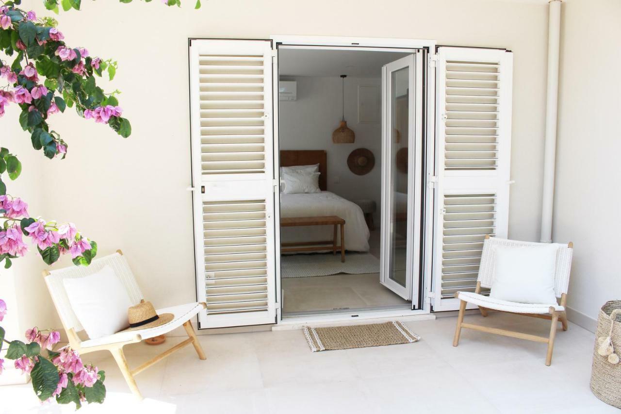 Luxury Family Beach Front Villa - Sunday Beach House 斯拉汀 外观 照片