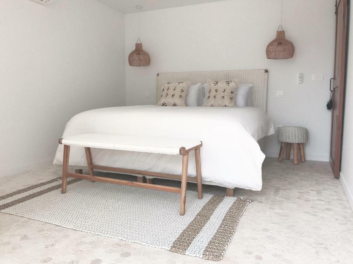 Luxury Family Beach Front Villa - Sunday Beach House 斯拉汀 外观 照片